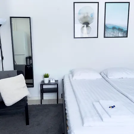 Apartament Lovely Near The Centre
